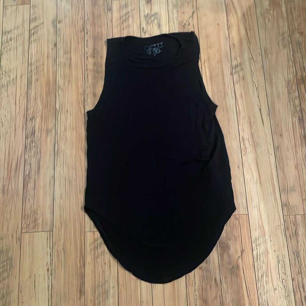 Black High Low Tank Top